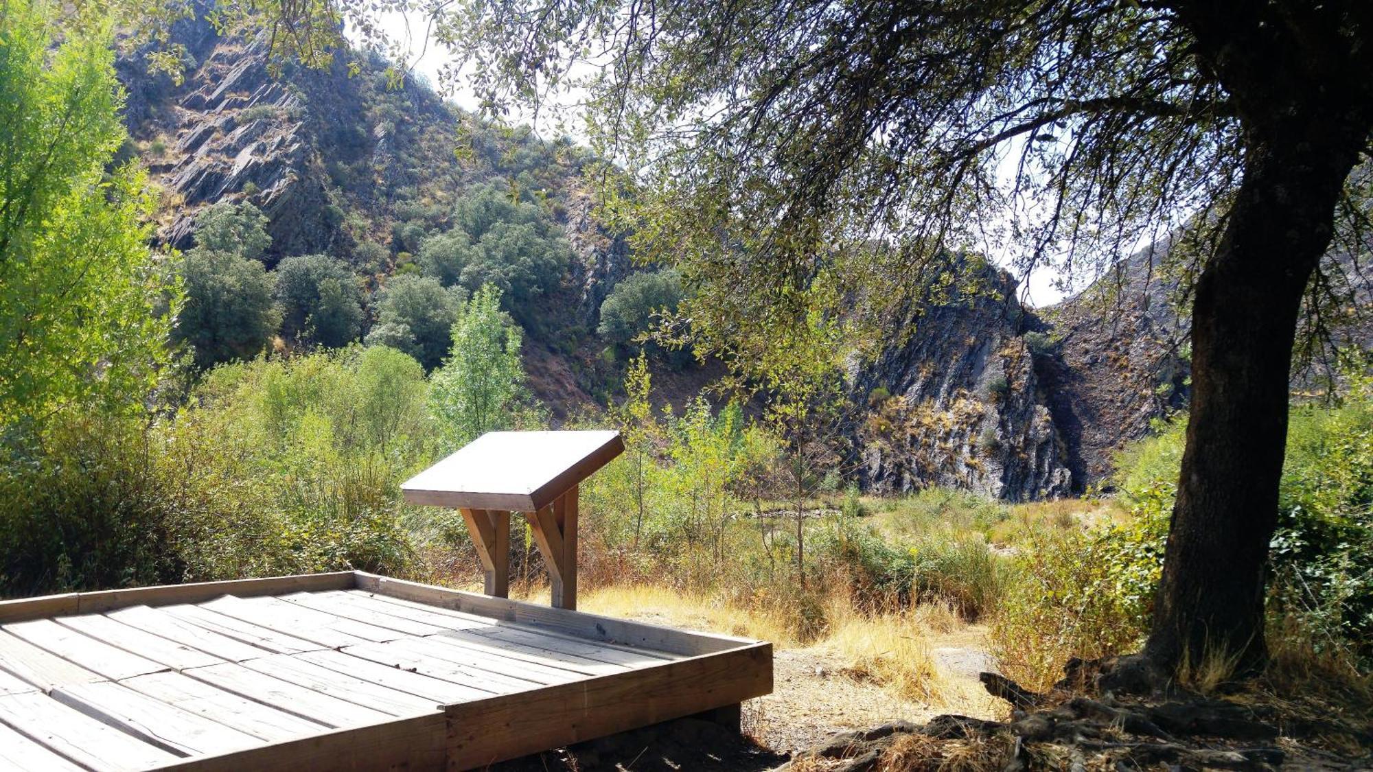 Casa Con Piscina En Parque Nacional De Cabaneros Navas de Estena Exterior photo